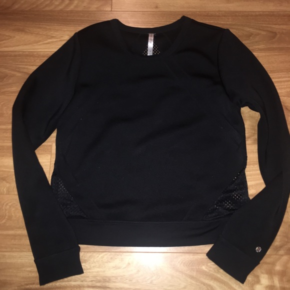 Fabletics crew with mesh back/detailing size M - Picture 1 of 4